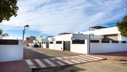 Återförsäljning - Detached villa -
Torre - Pacheco - Roldán