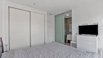 Återförsäljning - Villa -
Orihuela Costa - Vistabella Golf