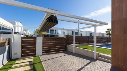 Återförsäljning - Villa -
Orihuela Costa - Vistabella Golf