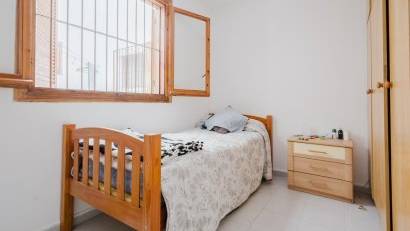 Återförsäljning - Apartment -
Torrevieja - Playa del Acequión