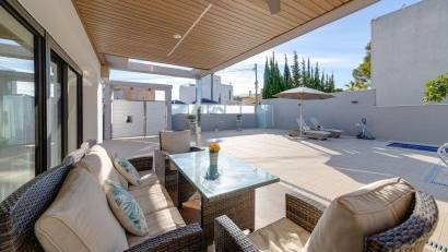 Återförsäljning - Villa -
Torrevieja - Los Balcones