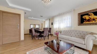 Återförsäljning - Villa -
Torrevieja - Los Balcones