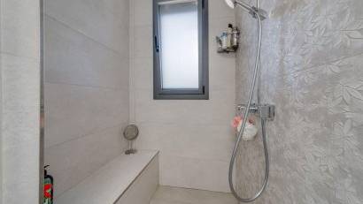 Återförsäljning - Villa -
Torrevieja - Los Balcones