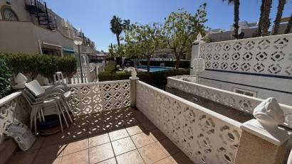 Resale - Townhouse -
La Florida