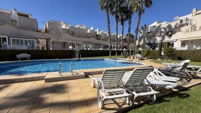 Resale - Townhouse -
La Florida