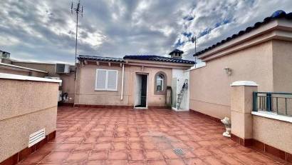 Återförsäljning - Bungalow -
Pilar de la Horadada - RioMar