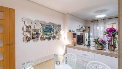 Återförsäljning - Apartment -
Torrevieja - Centro