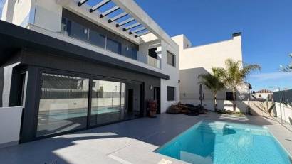 Reventa - Villa -
Algorfa