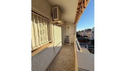 Återförsäljning - Detached villa -
Torrevieja - Los Balcones