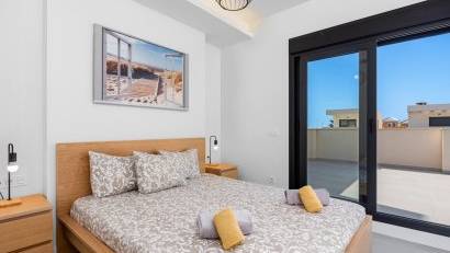 Återförsäljning - Semi detached -
San Fulgencio - La Marina