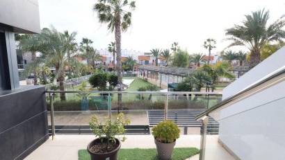Återförsäljning - Semi detached -
Orihuela Costa - Los Dolses