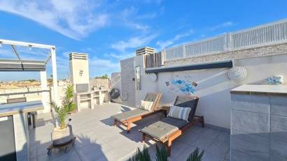 Återförsäljning - Apartment / Flat * -
Orihuela Costa * - Villamartín *