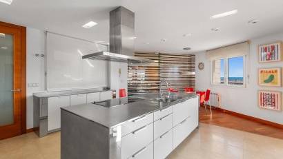 Återförsäljning - Apartment -
Torrevieja - Paseo maritimo