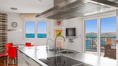 Återförsäljning - Apartment -
Torrevieja - Paseo maritimo