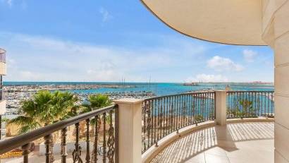 Återförsäljning - Apartment -
Torrevieja - Paseo maritimo