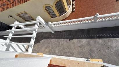 Återförsäljning - Villa -
Algorfa