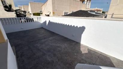 Återförsäljning - Villa -
Algorfa