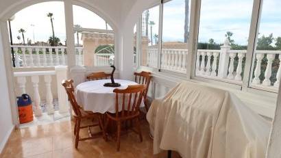 Återförsäljning - Semi detached -
Torrevieja - El limonar