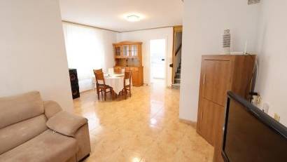 Återförsäljning - Semi detached -
Torrevieja - El limonar
