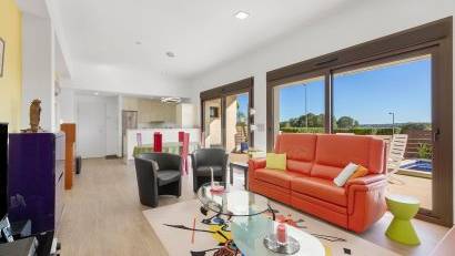 Resale - Villa -
Vistabella Golf