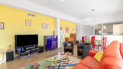 Resale - Villa -
Vistabella Golf