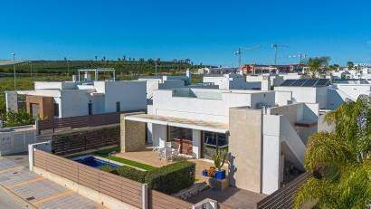 Resale - Villa -
Vistabella Golf