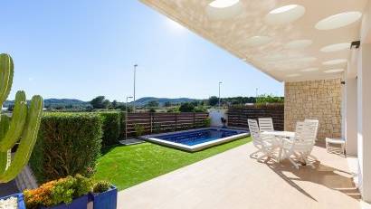 Resale - Villa -
Vistabella Golf