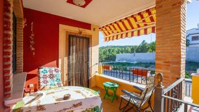 Resale - Villa -
Bigastro