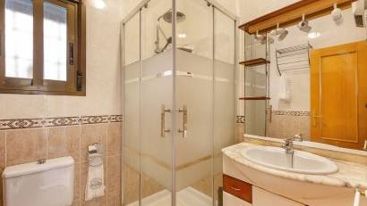 Resale - Villa -
Bigastro