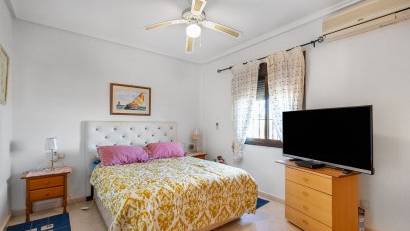 Resale - Villa -
Bigastro