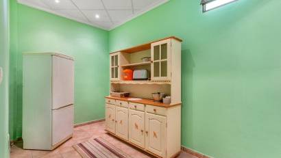 Resale - Villa -
Bigastro