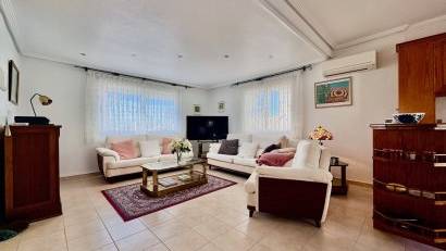 Resale - Villa -
Orihuela Costa - Las Filipinas