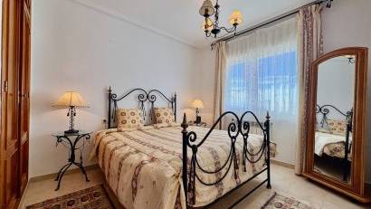 Resale - Villa -
Orihuela Costa - Las Filipinas