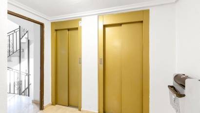 Resale - Apartment -
Torrevieja - Center