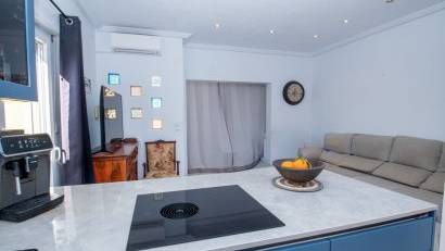 Resale - Apartment -
Torrevieja - La Mata