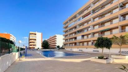 Återförsäljning - Apartment -
Orihuela Costa - Punta Prima