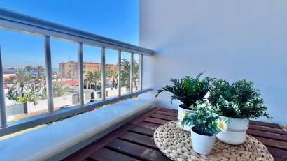 Återförsäljning - Apartment -
Torrevieja - Punta prima