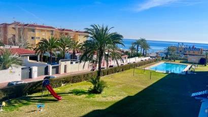 Återförsäljning - Apartment -
Torrevieja - Punta prima