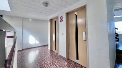 Återförsäljning - Apartment -
Torrevieja - Punta prima