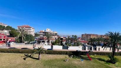 Återförsäljning - Apartment -
Torrevieja - Punta prima