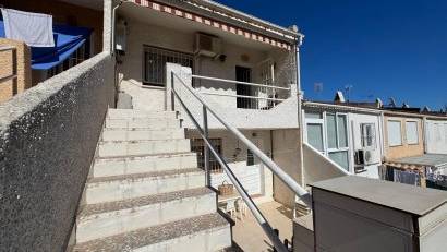 Återförsäljning - Detached villa -
Torrevieja - Los Balcones