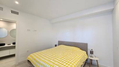 Reventa - Apartment / Flat * -
Pilar de la Horadada *