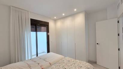 Reventa - Apartment / Flat * -
Pilar de la Horadada *