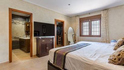 Återförsäljning - Detached villa -
Los Montesinos - La Herrada