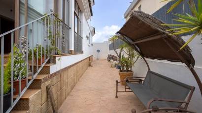 Återförsäljning - Detached villa -
Los Montesinos - La Herrada