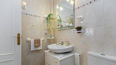 Återförsäljning - Semi detached -
Mil Palmeras - Riomar