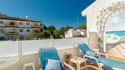 Återförsäljning - Semi detached -
Mil Palmeras - Riomar