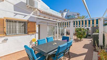 Återförsäljning - Semi detached -
Mil Palmeras - Riomar