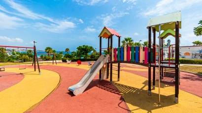 Återförsäljning - Semi detached -
Mil Palmeras - Riomar