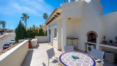 Återförsäljning - Villa -
Orihuela Costa - Las Ramblas